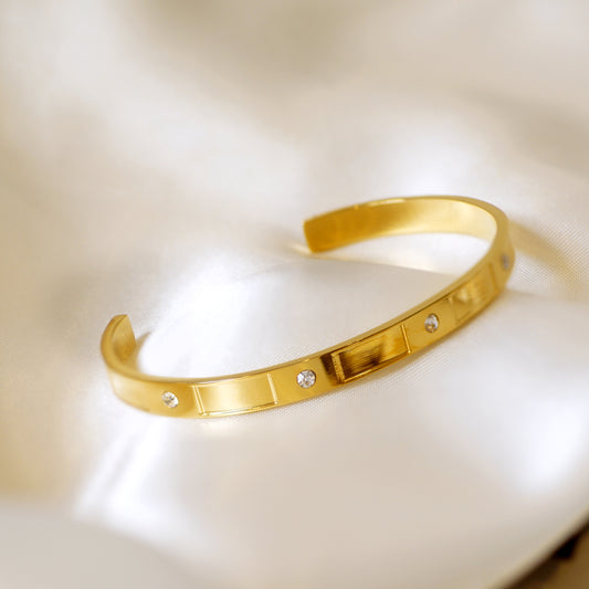 Stone Cuff - Gold
