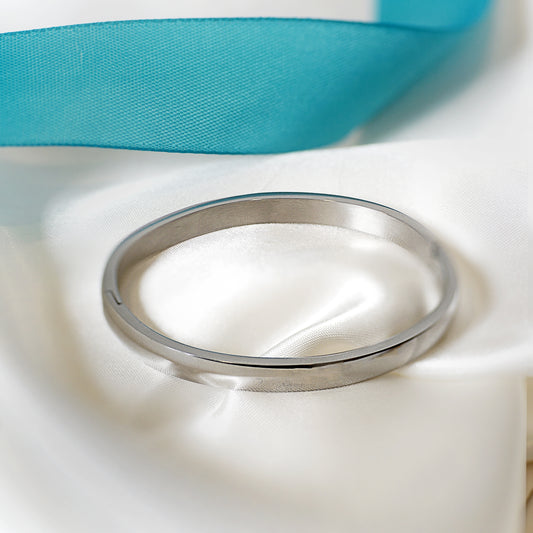 Minimalist Cuff- Silver
