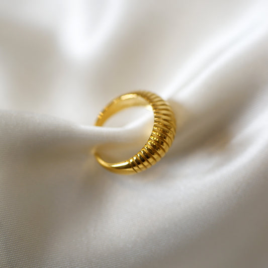 Pinstripe Ring - Gold